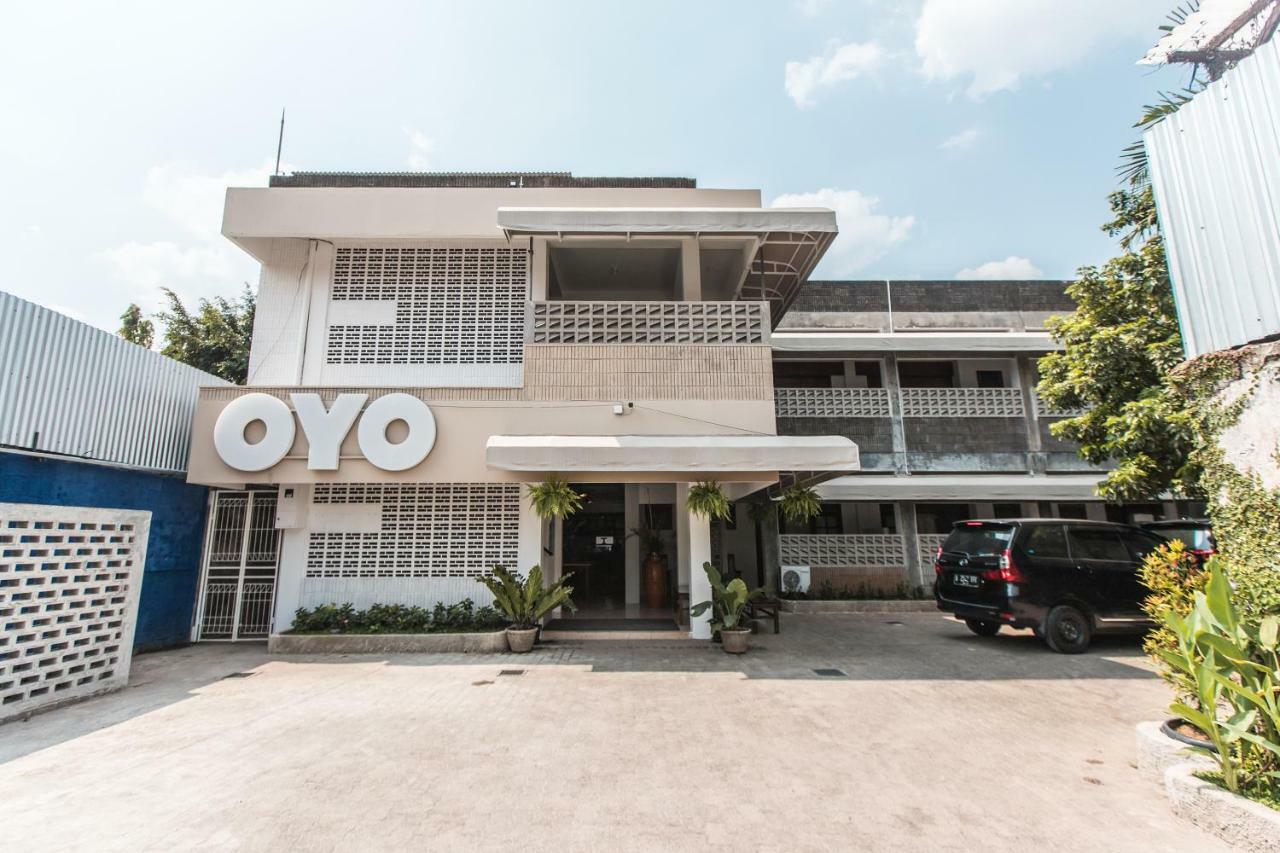 Oyo 1001 Pulo Art Space Near Ciranjang Ent Hospital Jakarta Eksteriør billede